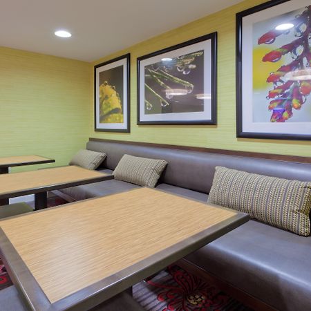 Holiday Inn Express - Neptune By Ihg Екстериор снимка