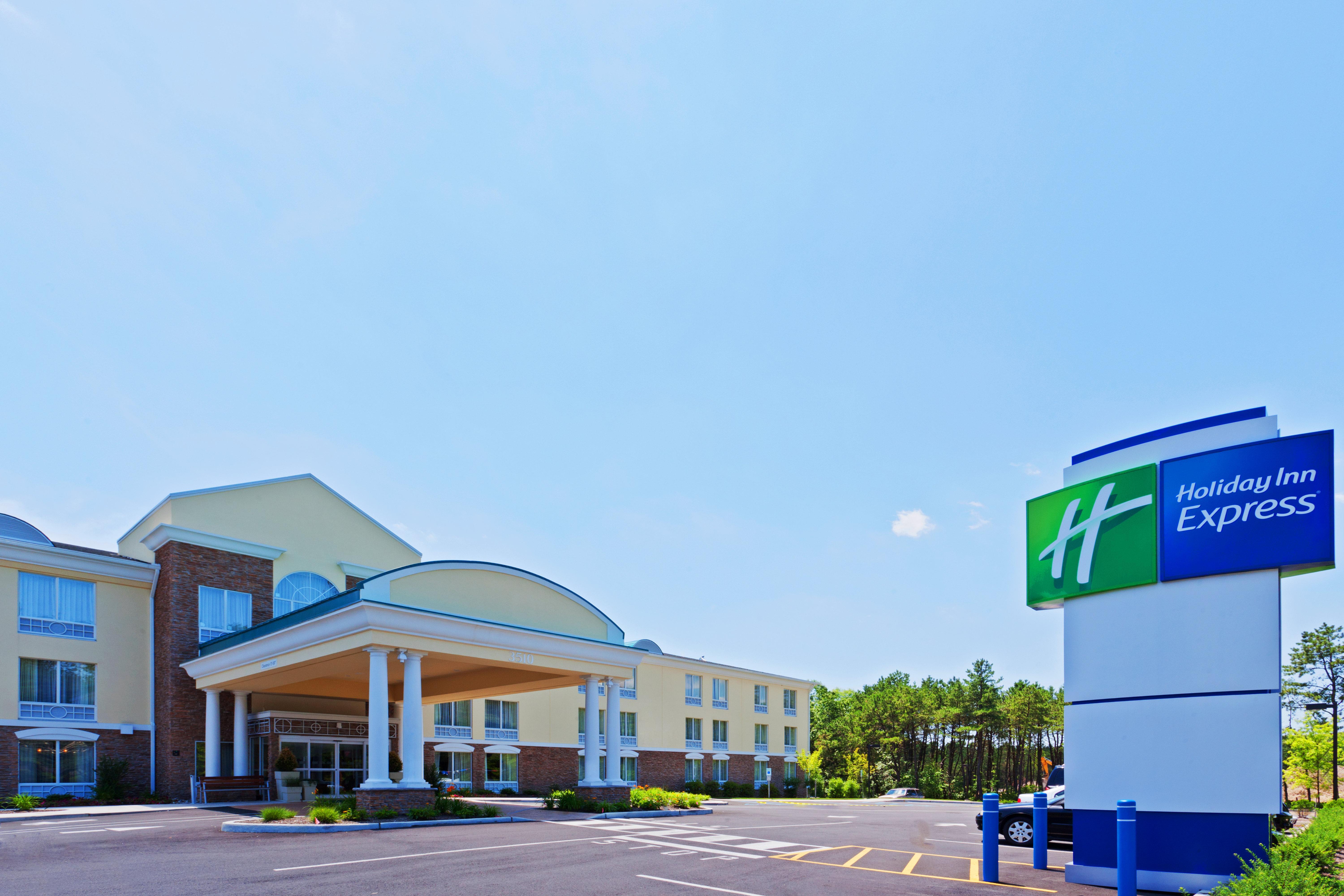 Holiday Inn Express - Neptune By Ihg Екстериор снимка