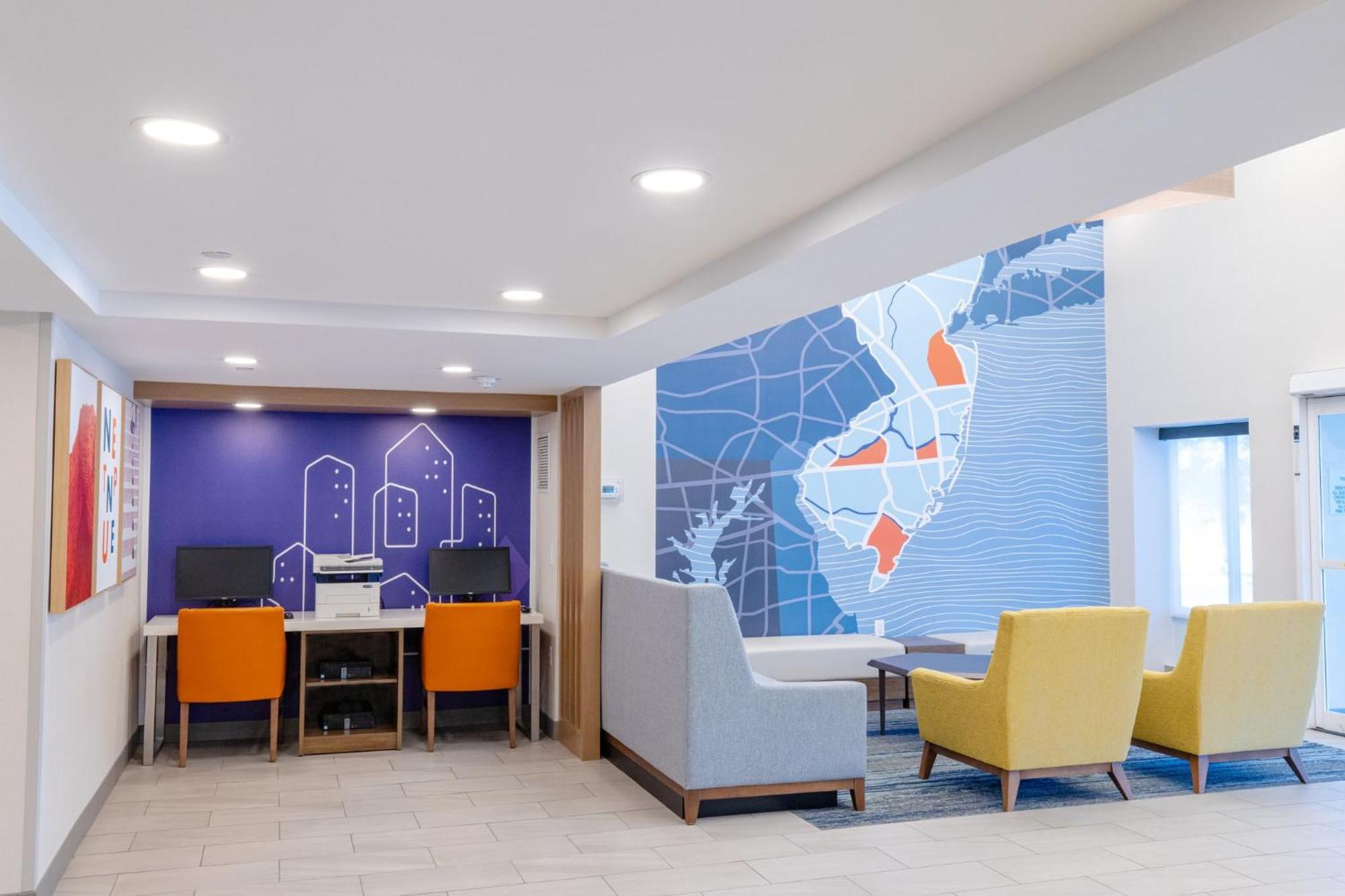 Holiday Inn Express - Neptune By Ihg Екстериор снимка